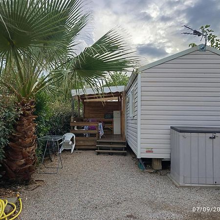 Vacances Familiales Dans Camping Avec Piscine Frejus Exterior photo