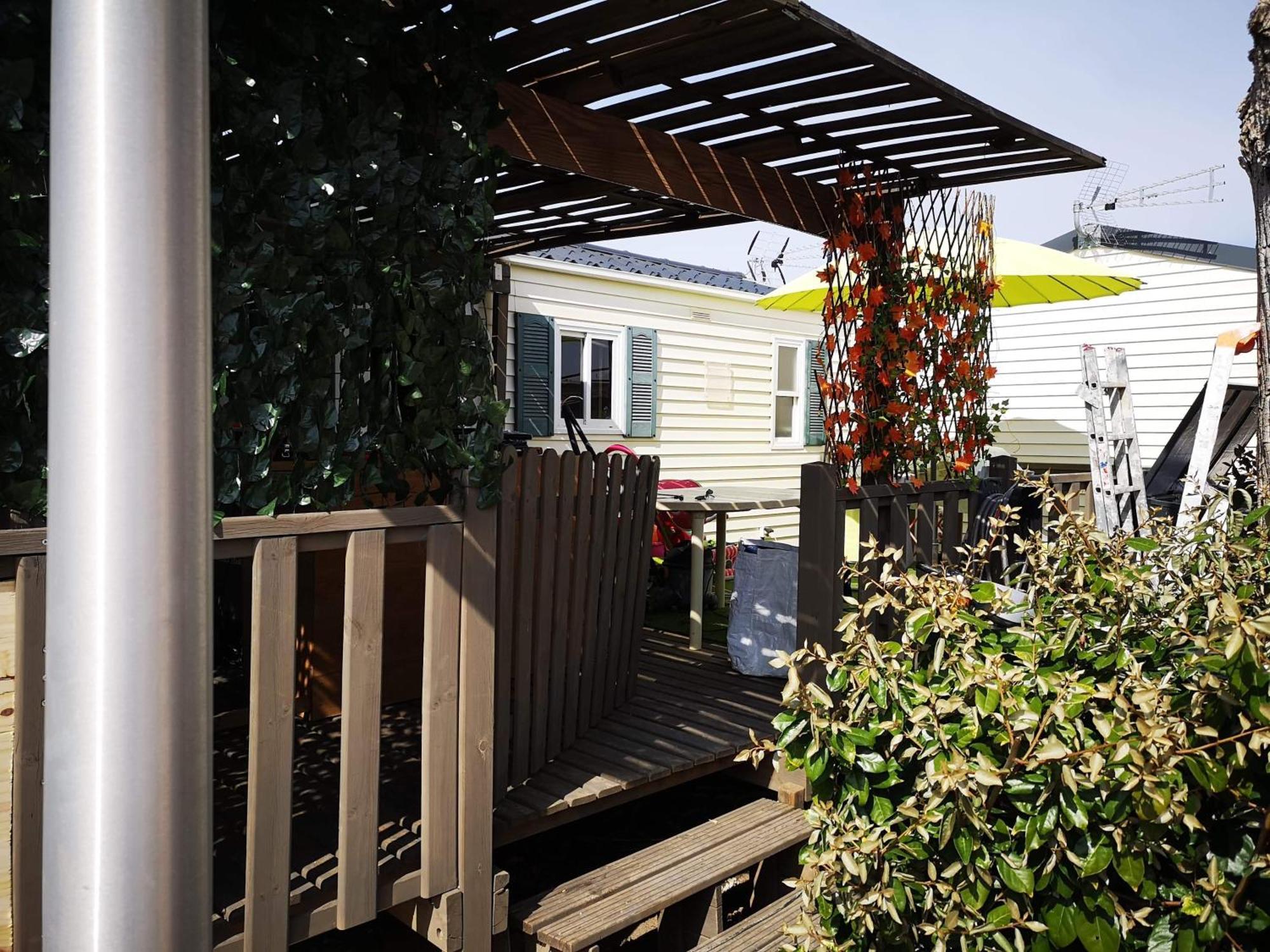 Vacances Familiales Dans Camping Avec Piscine Frejus Exterior photo