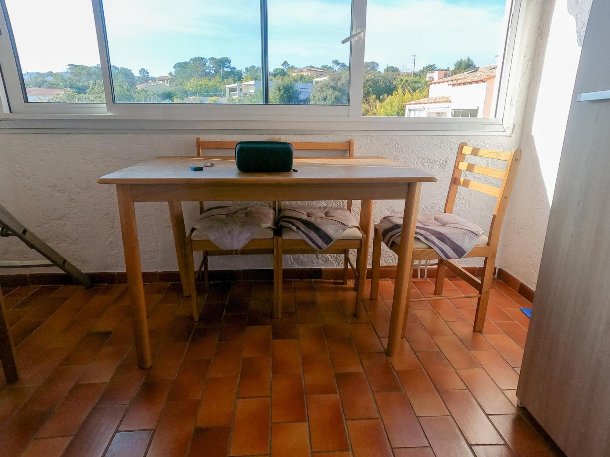 Vacances Familiales Dans Camping Avec Piscine Frejus Room photo